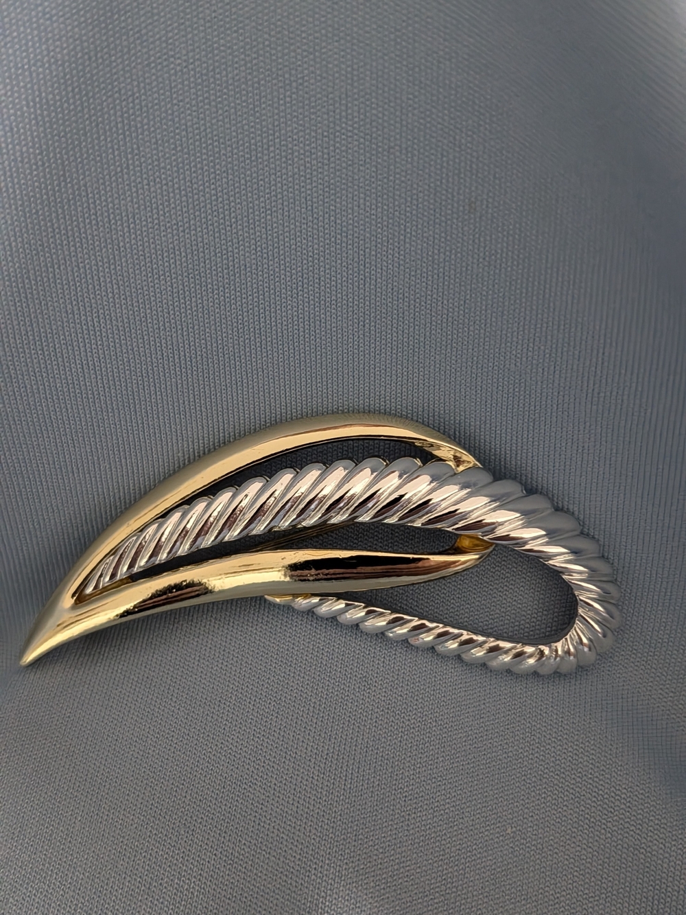 Two-Tone Gold and Silver Leaf Fashion Brooch